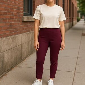 Women's Burgundy leggings size Medium, NWOT